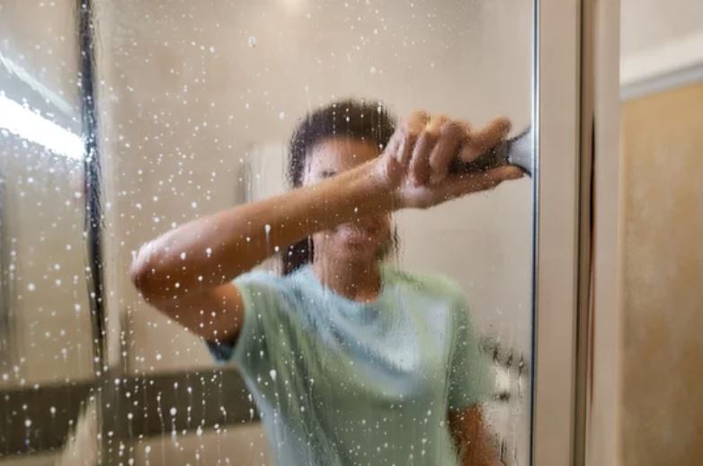 What commercial cleaner is for glass shower door?